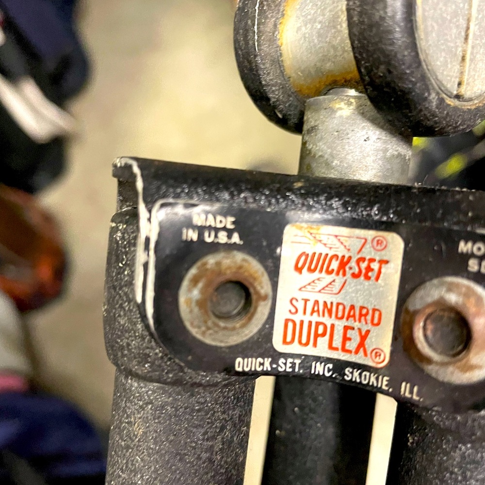 Vintage tripod Quick set standard duplex
